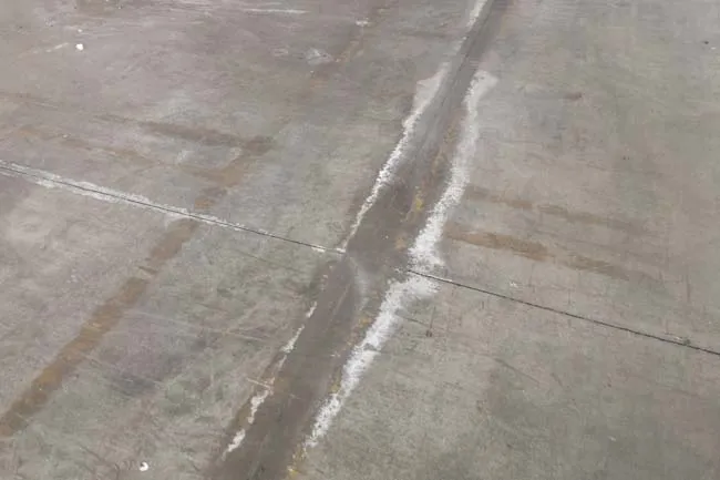 Pavimento industriale con umidita di risalita