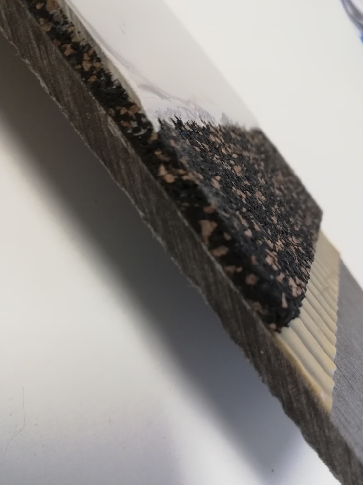 Rivestimento in resina e materassino di isolamento acustico