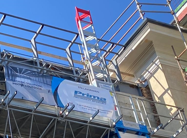 Prima Pavimenti si sta occupando del restyling dei pavimenti della succursale di Banca Sella l'immobile di corso Galileo Ferraris a Torino dove si trovava precedentemente la sede della Juventus
