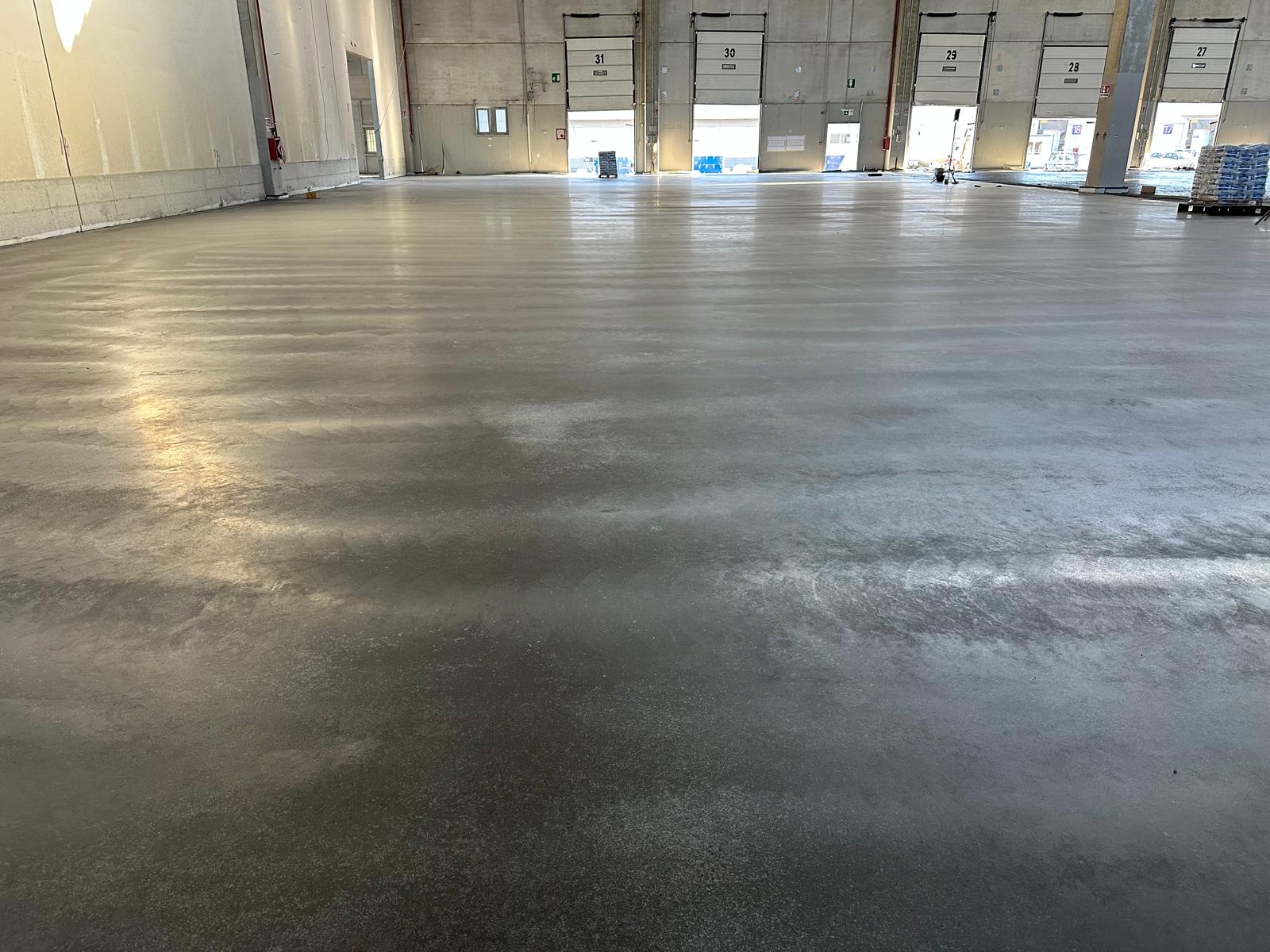 Prima Pavimenti Laser Screed: cantiere Polo Logistico Logicor a Fiumicino