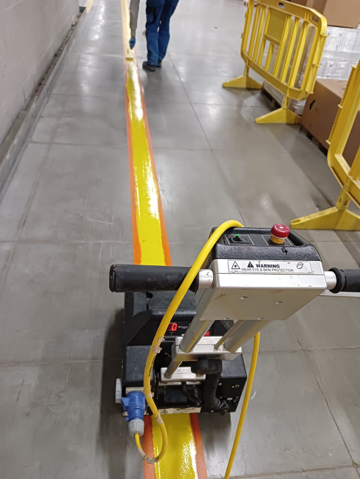 Ikea-Pisa-Prima Fast Line System segnaletica UV resistente