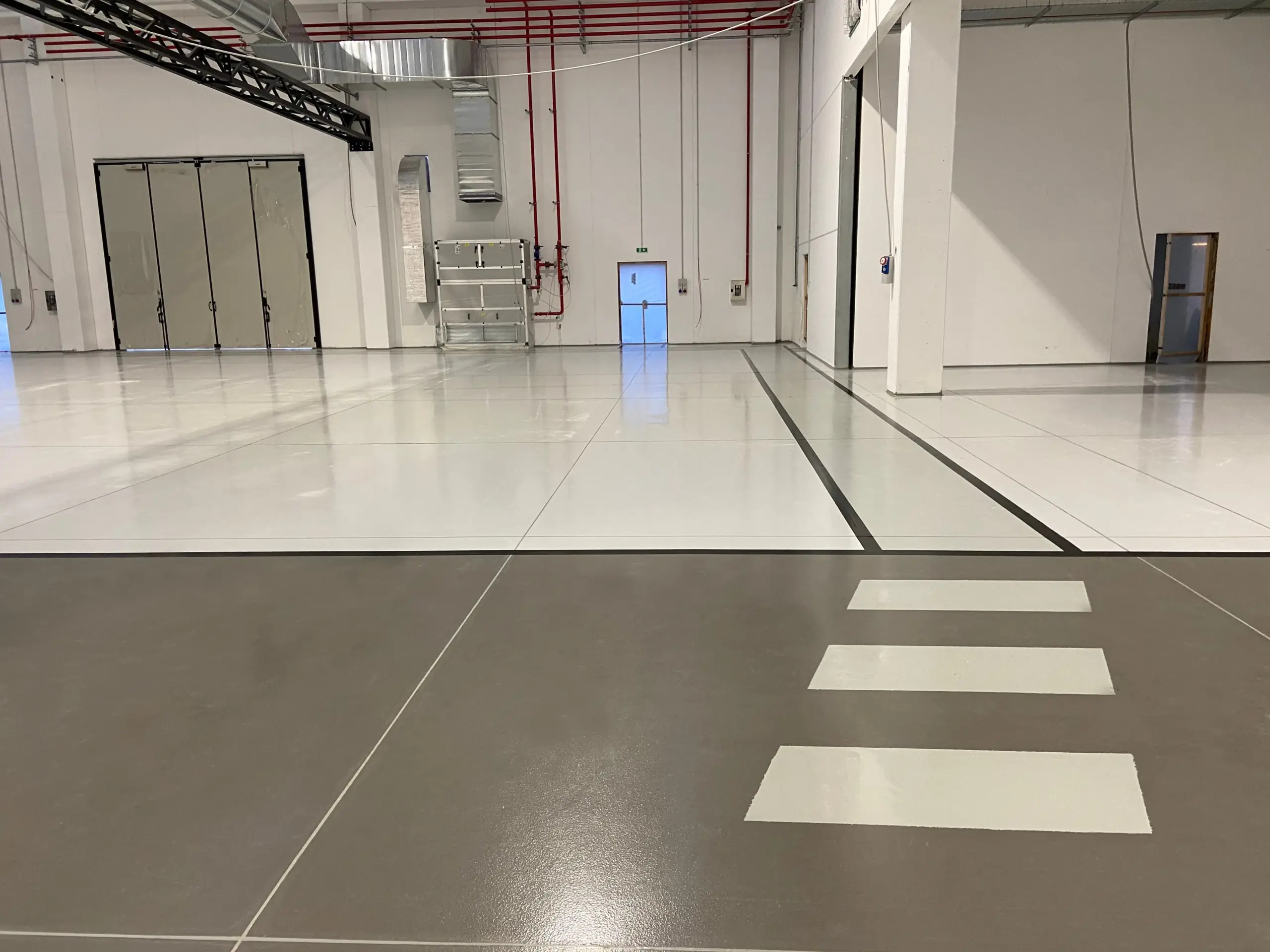Pavimento MAPEI MAPEFLOOR SYSTEM 31 per ambienti industriali