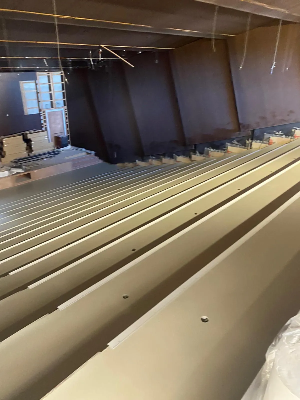 Gradinate in resina anfiteatro Nuovo ospedale CHU in Guadalupa