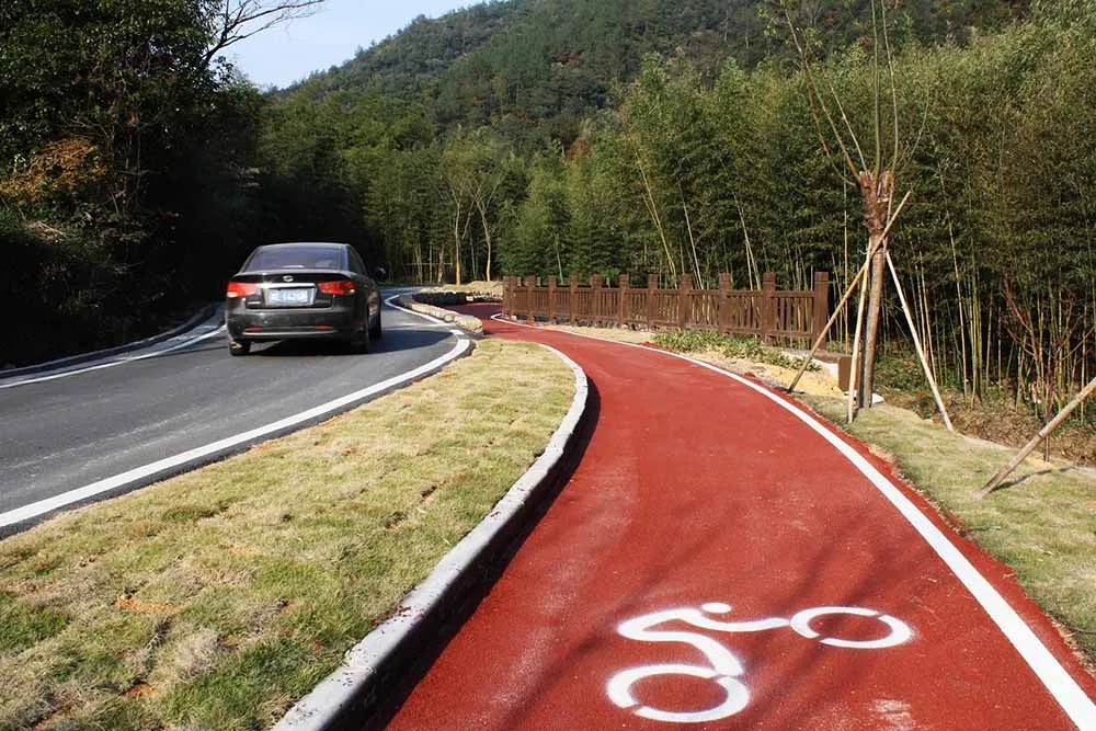 PRIMA URBAN® Sistema di pavimentazioni per piste pedonali e ciclabili eco-sostenibile