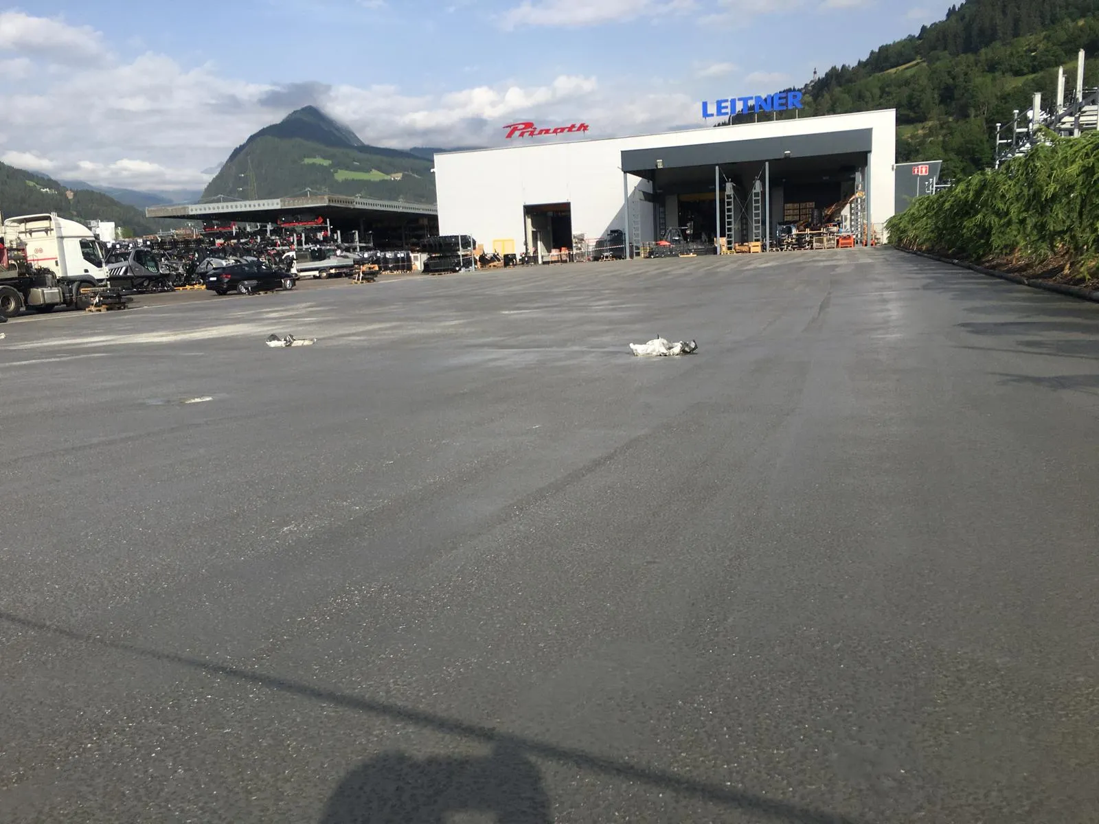 PRIMA CARGO - Il mix più resistente: conglomerato bituminoso e cemento