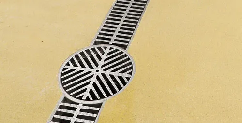 2023-resina-ospedaliero50 canale-e-pozzetto-scolo-per-pavimenti-in-resina