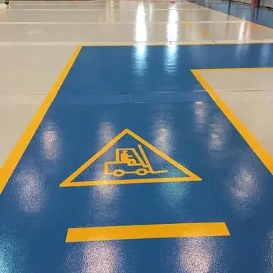 Segnaletica orizzontale in resina Leonardo Hangar